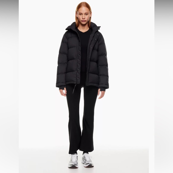 ❌ SOLD ❌ Aritzia Super Puff Original Length (Black) - Picture 1 of 4